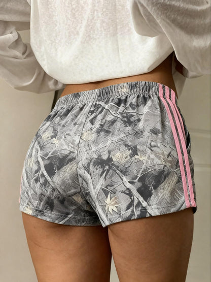 Women's Summer Camo Print Shorts, Casual Loose-Fitting Elastic Waist, Side Striped Design, Outdoor Wear, Daily Use, Womenswear Style