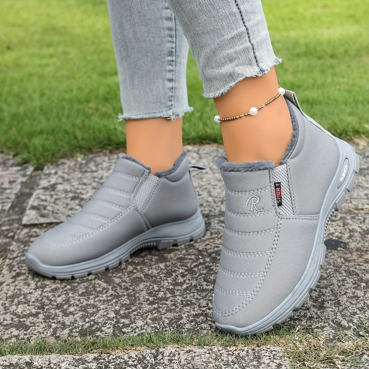 🔥Last Day Promotion 50% OFF🔥 Unisex Warm Sheepskin-Lined Boots , Easy To Wear, Comfortable When Walking